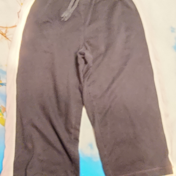 Workout pants - Picture 3 of 3